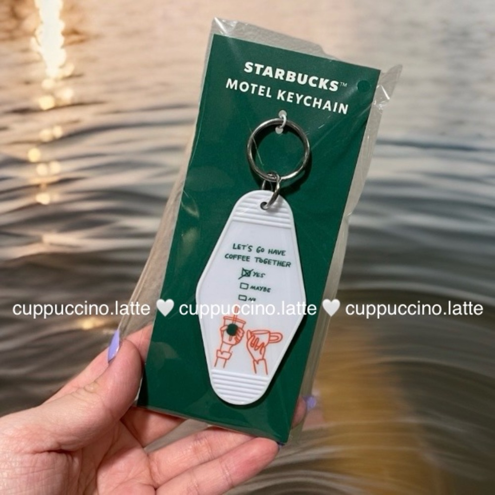 💚NWT🤍Starbucks 2026 Spring ‘Let’s go have coffee together’ Motel Board Keychain